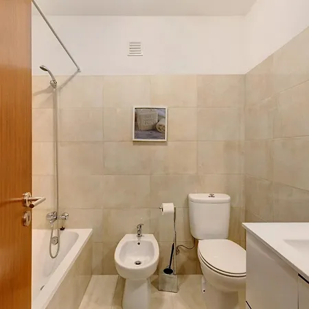 Daire A Minha Casa Rosa *